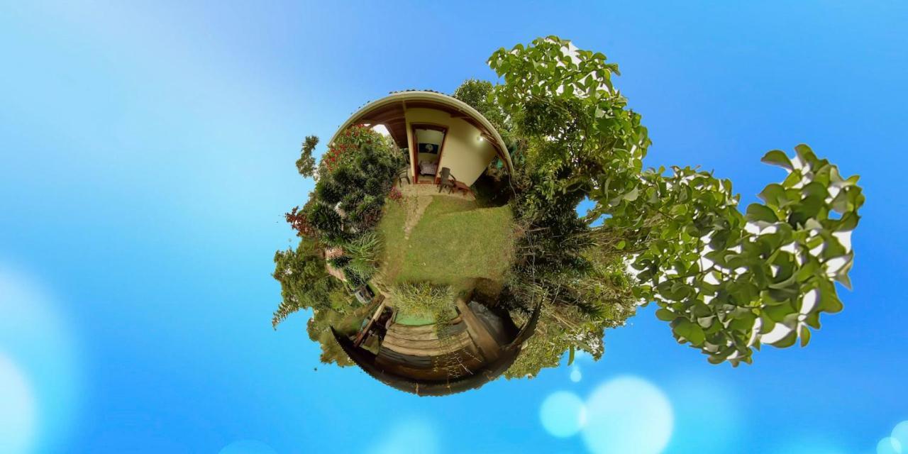 Lodge Claro De Luna